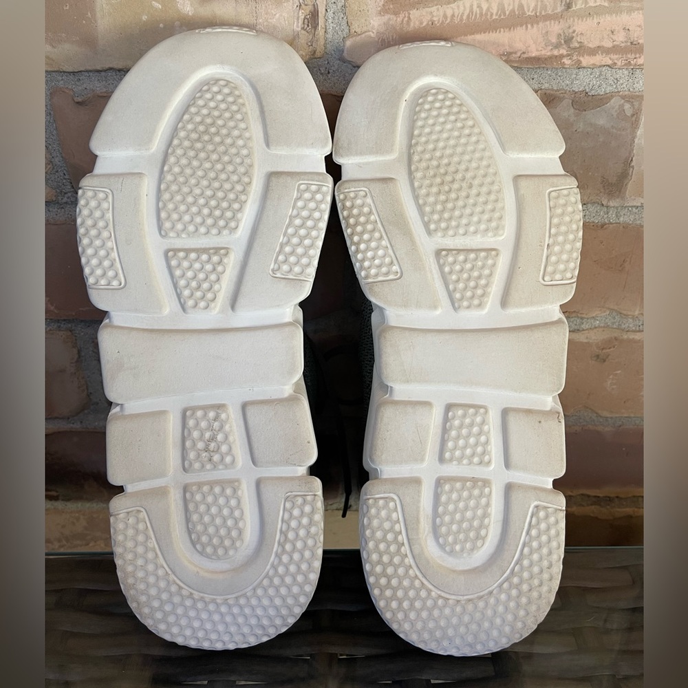 White Mountaineering Sport Primeknit Running Shoes - Picture 10 of 10